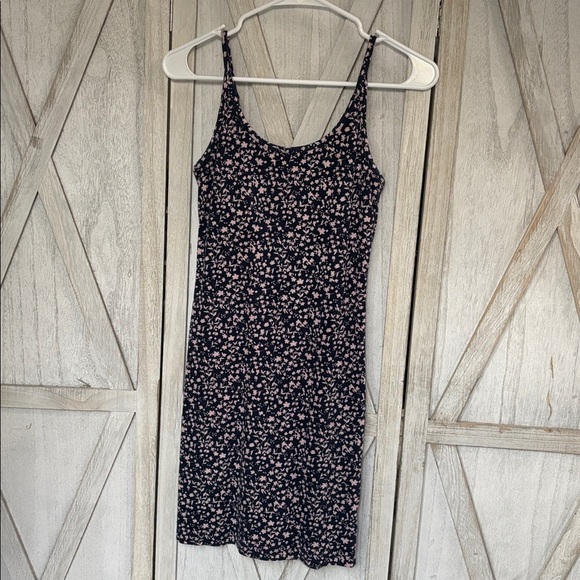 Old Navy Blue and Pink Floral Dress - Picture 1 of 7